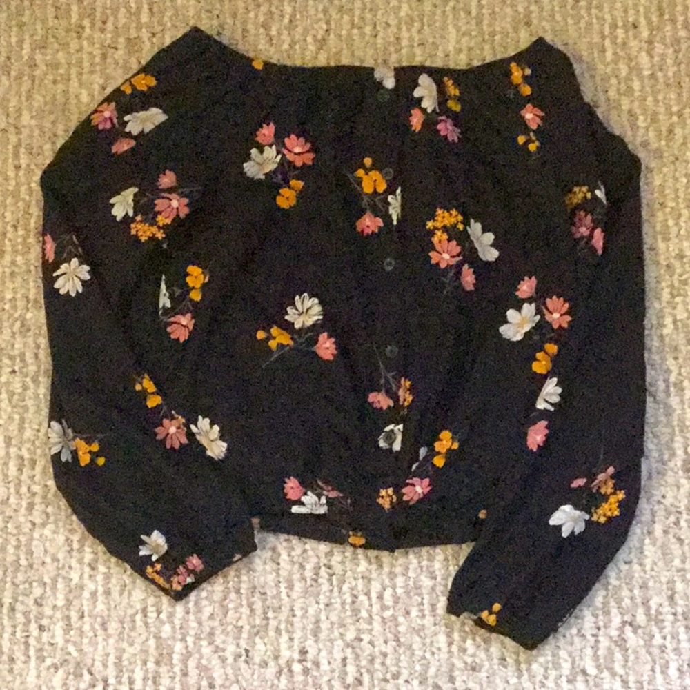 Abercrombie kids off the shoulder top